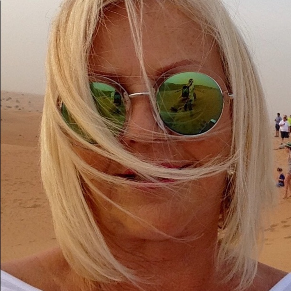 Meet your Posher, Dagmar